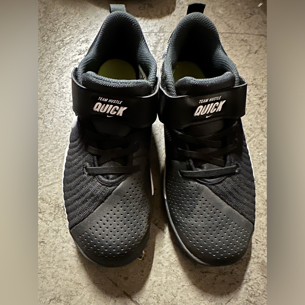 3 Youth Boy’s Basketball Shoes
